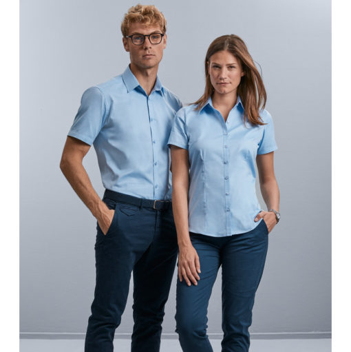 Ladies’ Short Sleeve Tailored Herringbone Shirt från Russell – Damer